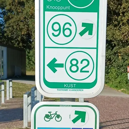 Cosy Corner 4 Apartment